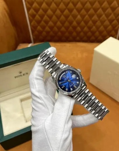 Classic Rolex Day-Date Diamond